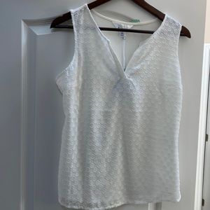 NWT Market & Spruce white textured print top, Size Medium Petite